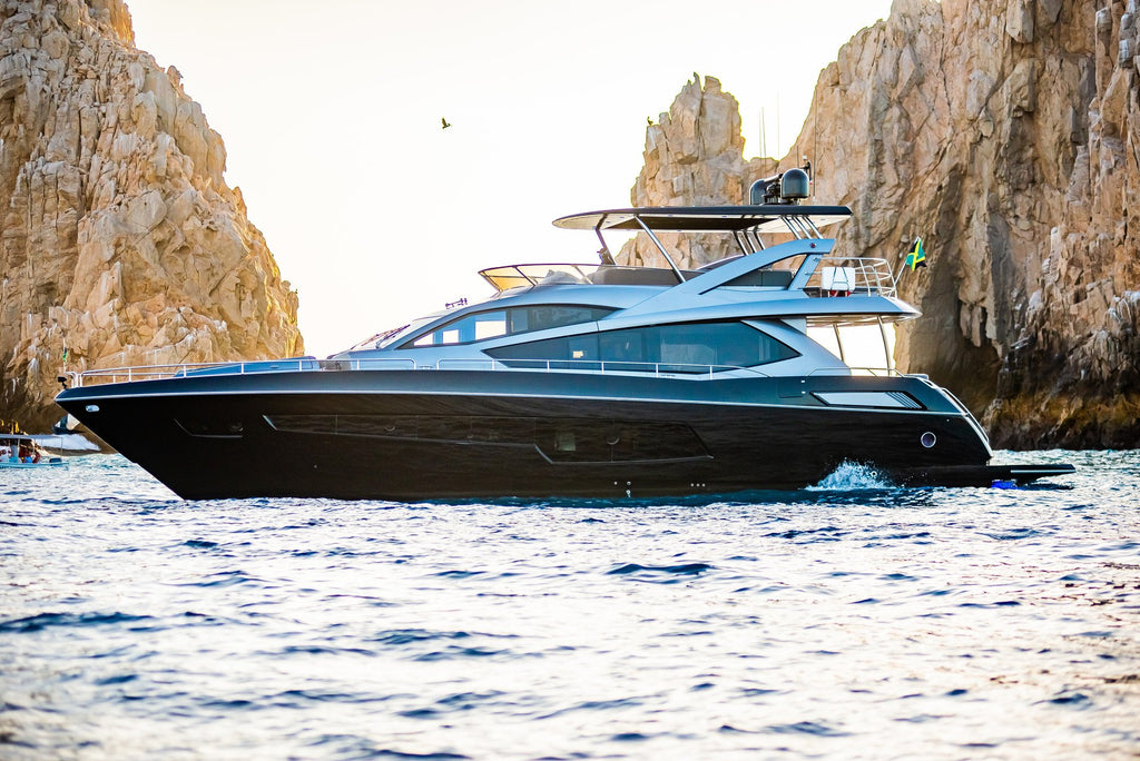 80' Sunseeker Manhattan Private Yacht Exterior | Best Cabo Yacht Charters in Cabo San Lucas, MX